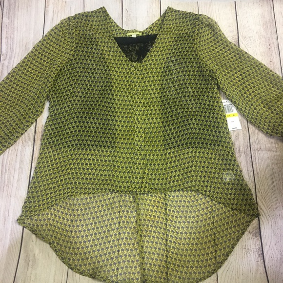 Gianni Bini Hi Low Lace Panel T-Back Blouse Size Medium - Picture 3 of 8